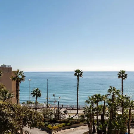 Apartment Beachfront Retreat Big Balcony And City Sea Views