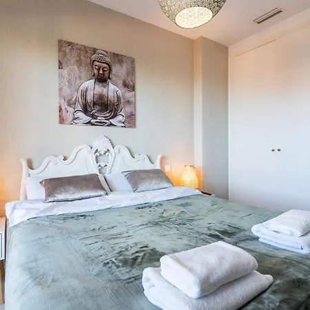 Apartment Beachfront Retreat Big Balcony And City Sea Views Benalmadena