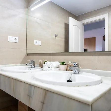 Beachfront Retreat Big Balcony And City Sea Views * Benalmadena
